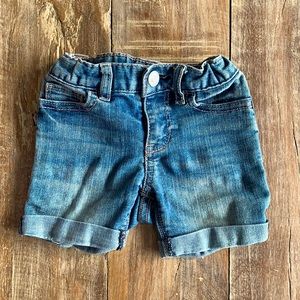 Gap toddler girls 12-18 month shorts